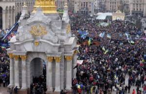 Революционные акции протеста в Украине 2004 и 2013 годов: сходства и различ ...