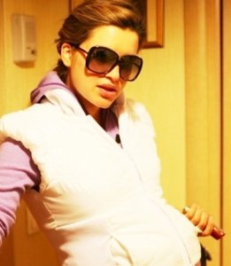 Бородина снова выложила «беременную» фотографию