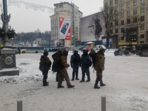 Милиция: во время подготовки штурма Евромайдана «Беркут» страховали снайпер ...