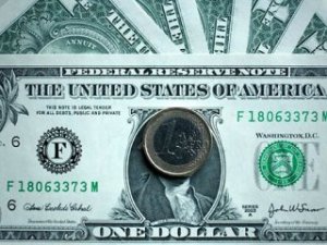 Курс доллара на межбанке 13 февраля снова вырос