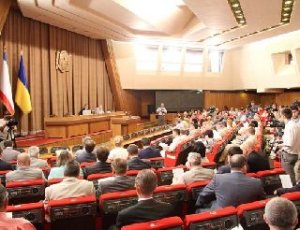 Верховной Раде Крыма удалось начать судьбоносное заседание