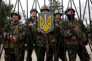 Почему правительство бросило украинских военных в Крыму на произвол и не дает указаний 