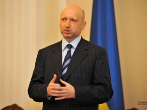 Украина изменит Конституцию, а власть – децентрализует