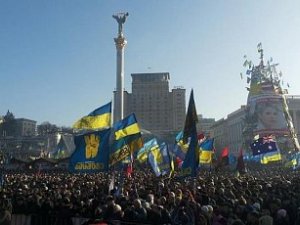 На Майдане сегодня ожидаются масштабные провокации, возможен захват зданий «боевиками» –  СМИ
