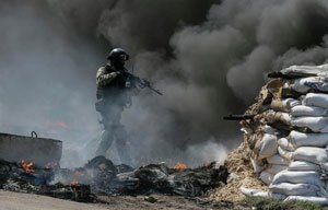 Военные действия продолжают разрушать Донецкую ЖД