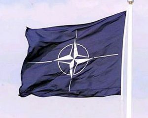 НАТО мечтает прописаться в Восточной Европе