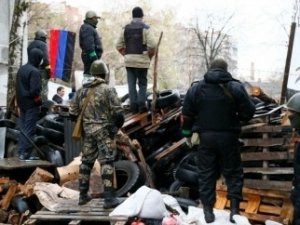 Пророссийские активисты угрожают тяжелыми орудиями сторонникам Единой Украины