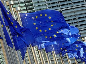 ЕС: победа ультраправых может принести аннулирование результатов