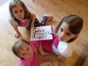 Акция «Save Donbass People» не оставила равнодушной молодёжь Молдавии