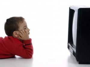 Телевизор тормозит развитие речи у детей