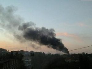Появилось видео пожара воен. части в Донецке