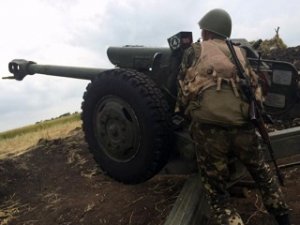 Украинская армия начала обстрел ополченцев
