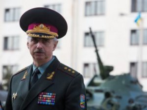 Михаил Коваль считает не целесообразным вводить военное положение