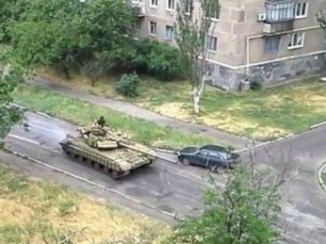 Сотрудник ГРУ причастен к поставкам тяжелого вооружения на Донбасс, - СБУ