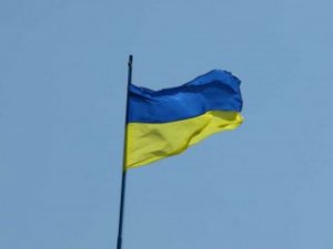 Порошенко поручил поднять флаг Украины над Славянском