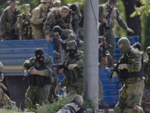 Отступившие из Славянска ополченцы намерены защищать Донецк