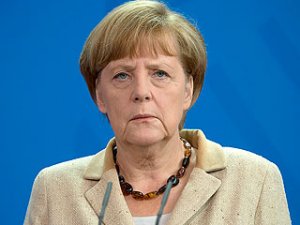 Меркель: виновные в крушении Боинга должны быть наказаны