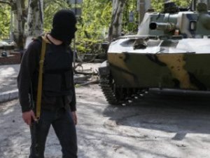 Украинская армия оставила Торез. КПП Мариновка захвачен повстанцами