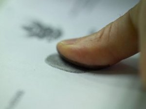 Украина приняла закон об отпечатках пальцев в биометрических паспортах