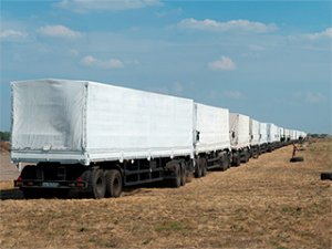 Гуманитарный конвой на границе России с Украиной