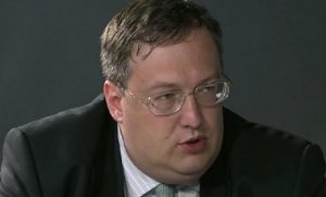 Геращенко: МВД не может подтвердить гибель журналиста Стенина