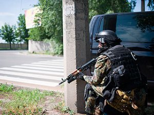 В Донецке, несмотря на перемирие, боевые действия не прекращаются