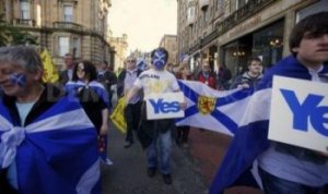 Шотландцы начали голосование за независимость