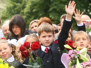Первый учебный день в Донецке начался с обстрела и смертей