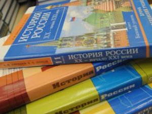 СНБО: в ЛНР будут учиться по российским учебникам