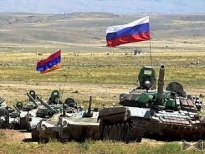Территорию Украины снова «заполонили» российские войска