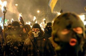 В Харькове националисты напали на митинг коммунистов – видео