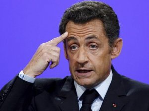 Саркози раскритиковал решение Франции по Мистралям