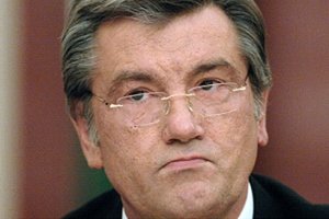 Ющенко: большинство украинцев против НАТО и украинского языка, как единственного государственного
