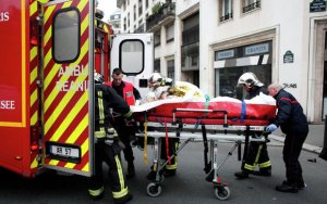 В результате обстрела редакции Charlie Hebdo погибли 12 человек