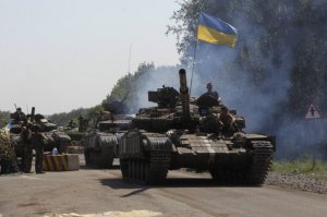 Военную операцию на востоке Украины поддерживают 33,2% украинцев