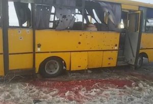 На трассе “Мариуполь – Донецк” был обстрелян гражданский автобус