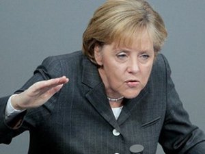 «Аннексировав» Крым, РФ бросила вызов европейским ценностям, - Меркель