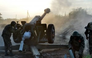 В Дебальцево люди обвиняют украинских военных в обстрелах