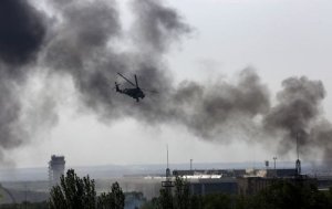 Силовики снова напали на аэропорт Донецка. Начат артиллерийский обстрел