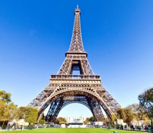 Бюро France Excursions предложило весенние скидки на поездки во Францию