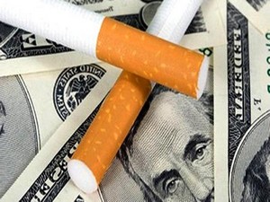 С начала года в России зафиксирован второй скачок цен на сигареты