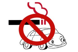 Водителям хотят запретить курить во время управления автомобилями
