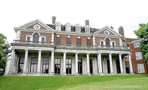СМИ: Батурина не причастна к покупке дворца Witanhurst в Лондоне