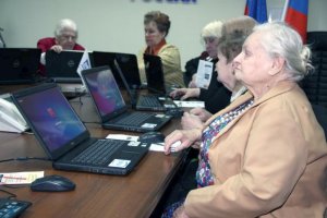 Активность пенсионеров расширяет Рунет