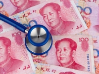 В МВФ похвалили Китай за девальвацию юаня