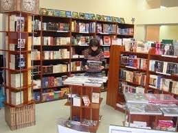 В Смоленске администраторы книжного магазина издевались над 15-летней девочкой-инвалидом в подсобке