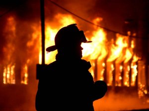 В Подмосковье при пожаре на новогодней вечеринке сгорел подросток