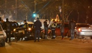 Массовая авария в Смоленске: не смогли разъехаться сразу 6 машин, есть пострадавшие
