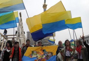 Все беды из-за него: в Украине решили поменять местами цвета флага