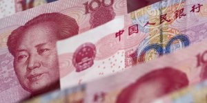 Китай тормозит: Валютные резервы  сократились почти на 100 миллиардов тольк ...